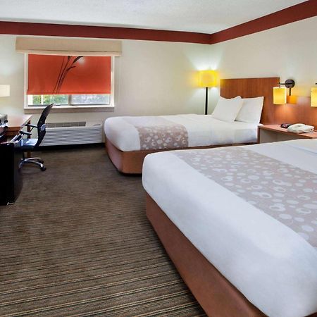 Travelodge By Wyndham Columbus State University מראה חיצוני תמונה