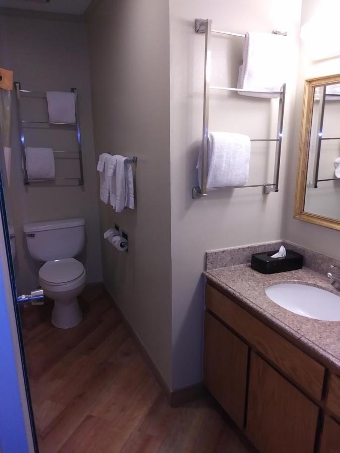Travelodge By Wyndham Columbus State University מראה חיצוני תמונה