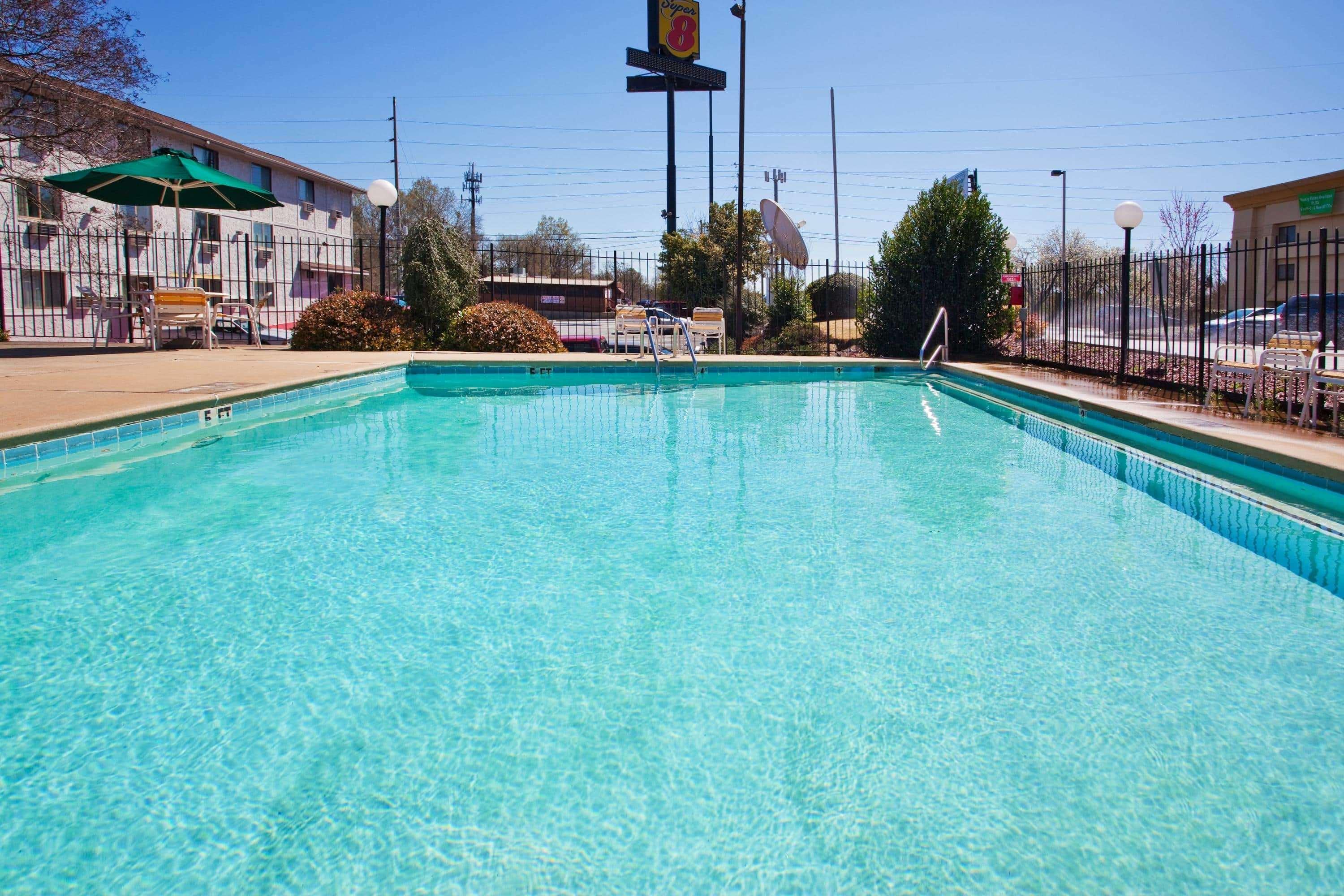 Travelodge By Wyndham Columbus State University מראה חיצוני תמונה